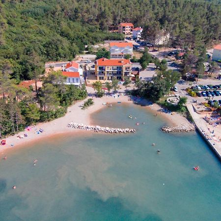 Apartments Sucic Iva I Tea Соліне Екстер'єр фото